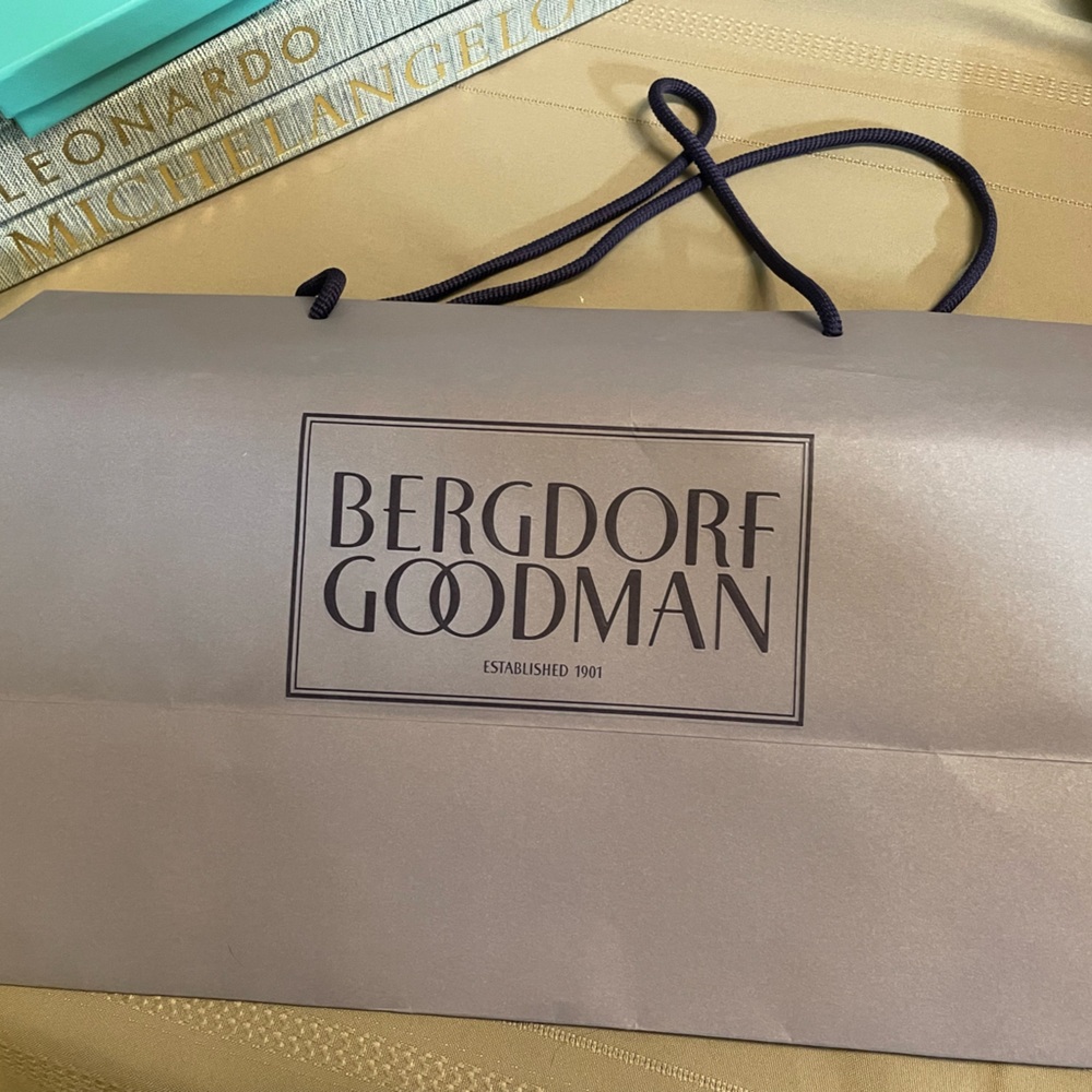 Bergdorf Goodman Shopping/ gift paper bag